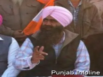 ਗੁਰਜੀਤ ਸਿੰਘ ਅਜ਼ਾਦ ਦੀ ਕਵਿਤਾ ਵਿੱਚ ਪਿਆਰ ਦੀ ਰੂਹਾਨੀ ਗਹਿਰਾਈ