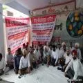 Ex-MLA Lakhvir Singh Lakha Joins Lawyers' Protest Against LADC Policy at Payal Court Complex