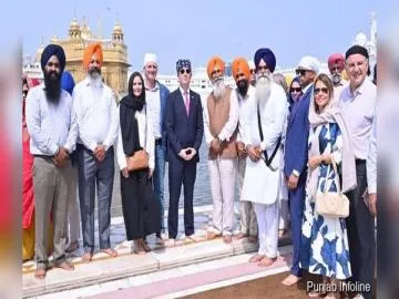 US Ambassador Sergio Gor Visits Golden Temple with 28-Member Delegation, Pays Obeisance