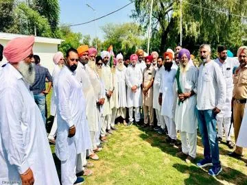 ਪ੍ਰਗਟ ਸਿੰਘ ਦੇ ਪੰਜਾਬ ਪ੍ਰਦੇਸ ਕਾਂਗਰਸ ਕਮੇਟੀ ਦੇ ਪ੍ਰਧਾਨ ਬਣਨ ਦੀ ਖੁਸ਼ੀ 'ਚ ਕਾਂਗਰਸ ਦਫਤਰ ਵਿਖੇ ਵੰਡੇ ਲੱਡੂ