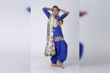 ਬੁਲੰਦ ਆਵਾਜ਼ ਦੀ ਮਲਿਕਾ "ਦੀਪੀ ਦਿਲਪ੍ਰੀਤ"