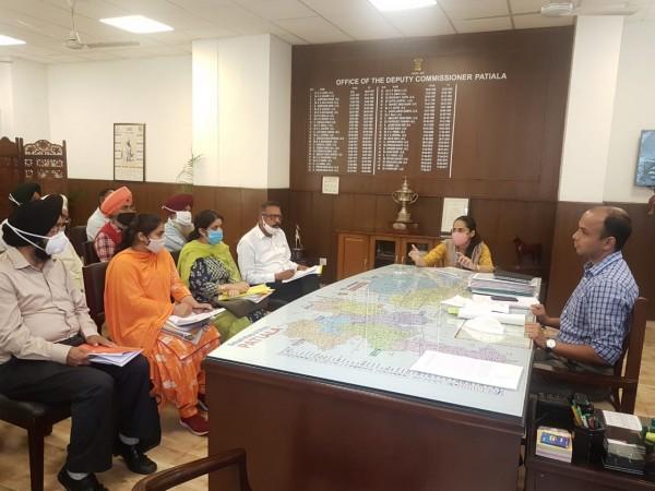 ਮੱਛੀ ਪਾਲਣ ਦਾ ਕਿੱਤਾ ਸ਼ੁਰੂ ਕਰਨ ਦੇ ਚਾਹਵਾਨਾਂ ਨੂੰ ਪੀ.ਐਮ.ਐਮ.ਐਸ.ਵਾਈ ਸਕੀਮ ਸਬੰਧੀ ਜਾਣਕਾਰੀ ਦਿੱਤੀ ਜਾਵੇ : ਡਿਪਟੀ ਕਮਿਸ਼ਨਰ