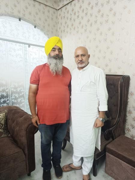 ਮੁੱਖ ਮੰਤਰੀ ਦੇ ਓ ਐਸ ਡੀ ਨੂੰ ਸ਼ਹਿਰ ਦੀਆਂ ਸਮੱਸਿਆਵਾਂ ਬਾਰੇ ਜਾਣੂ ਕਰਵਾਇਆ